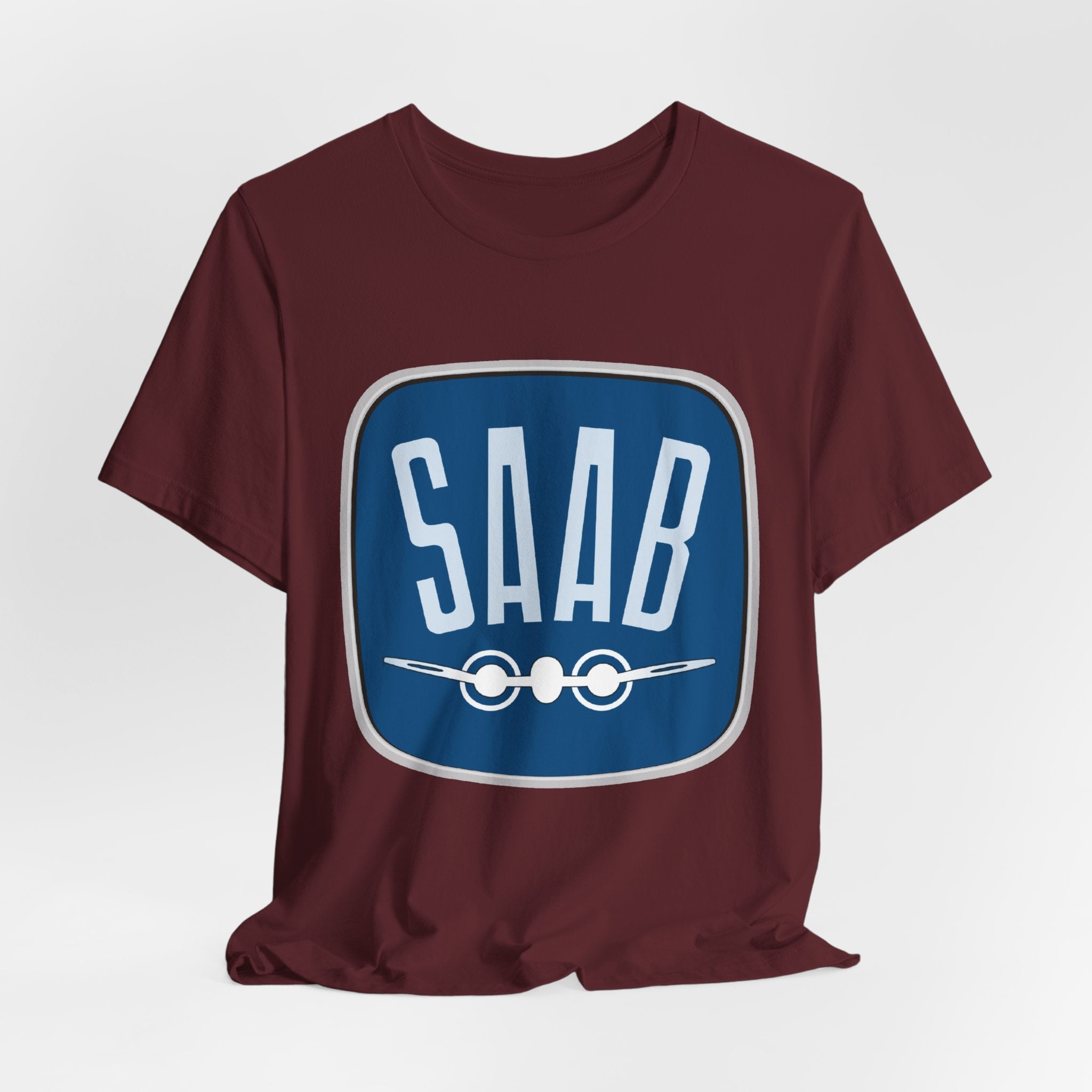 SAAB Retro Logo T-Shirt – Klassisk unisex tee i Airlume bomull | PatrikA