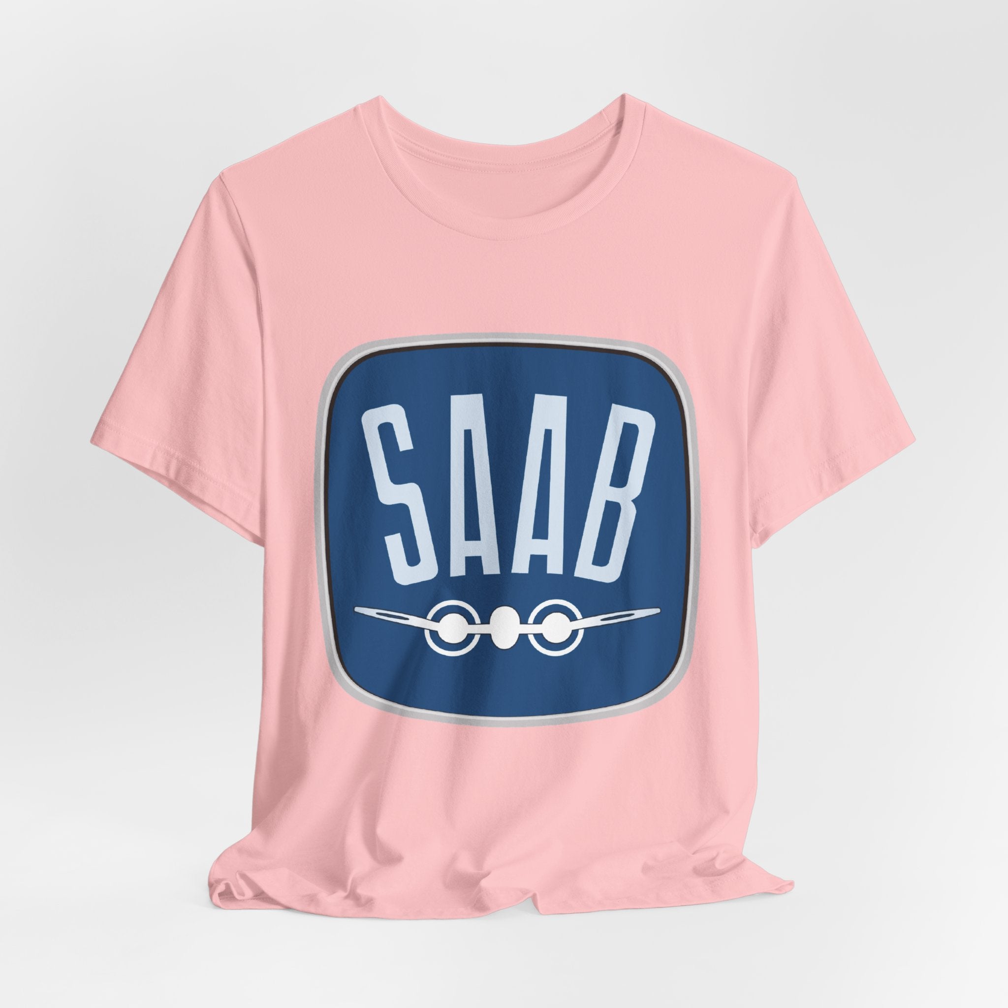 SAAB Retro Logo T-Shirt – Klassisk unisex tee i Airlume bomull | PatrikA